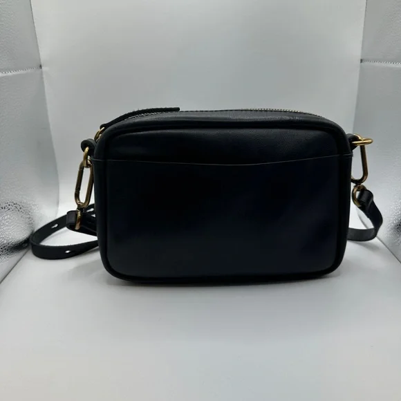 Madewell Leather Carabiner Medium Crossbody Bag in Black - Picture 1 of 8